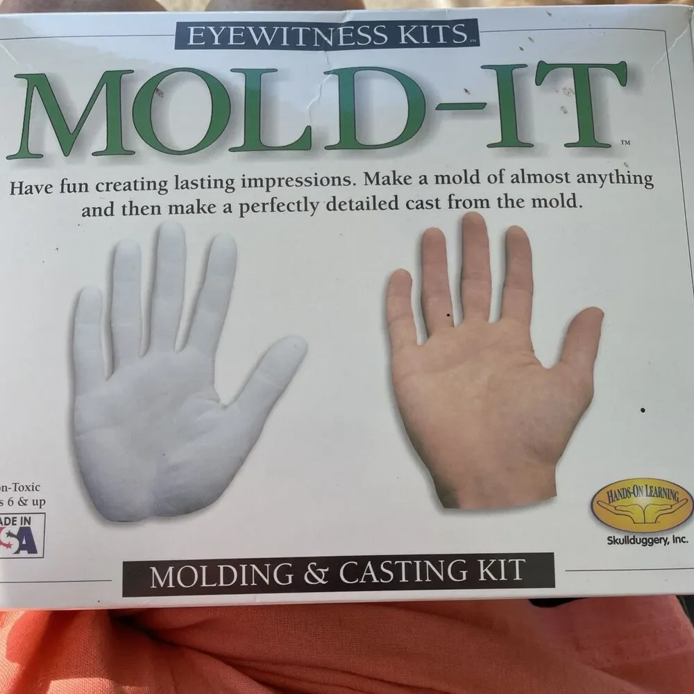 New Still Sealed Eyewitness Kits Mold-It Molding and Casting Kit